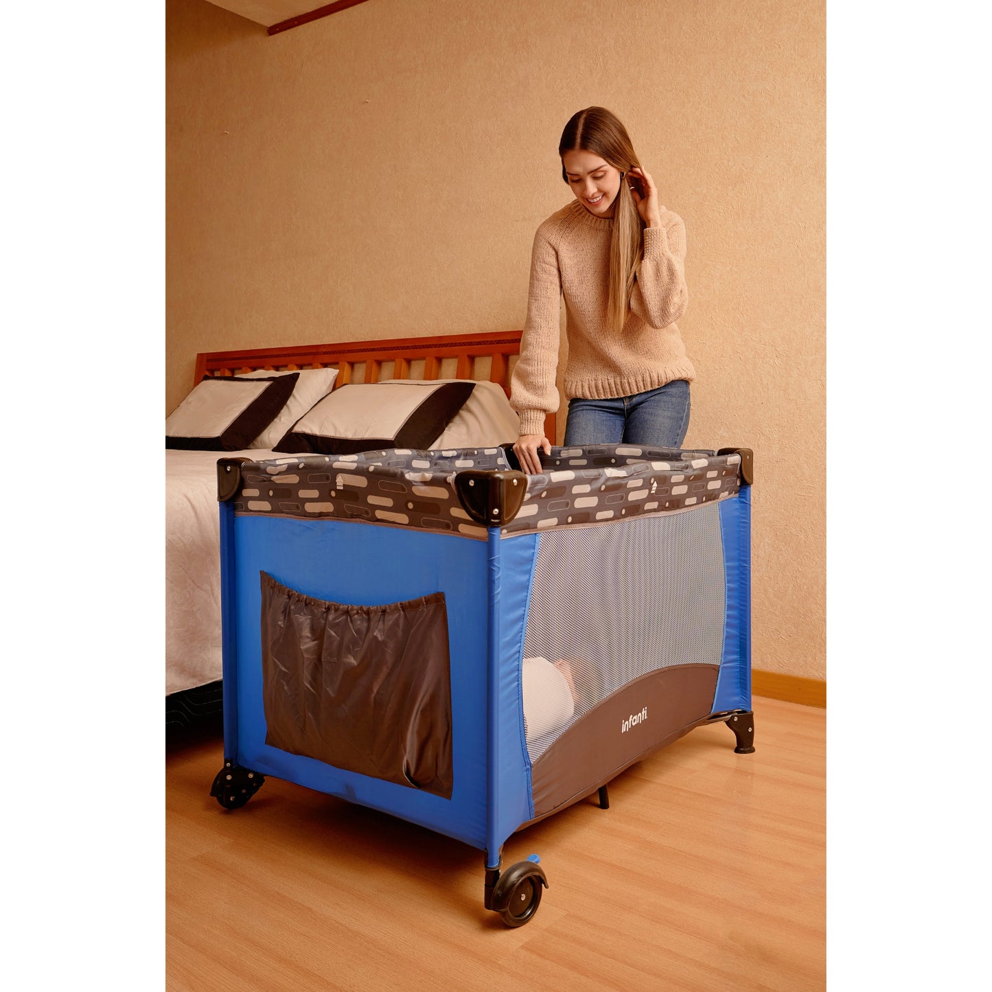 Cuna De Viaje Con Juguetero Y Cambiador