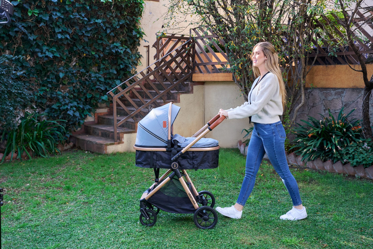 Carriola Travel System Con Base Ventura Lifestyle By Infanti Color Gris