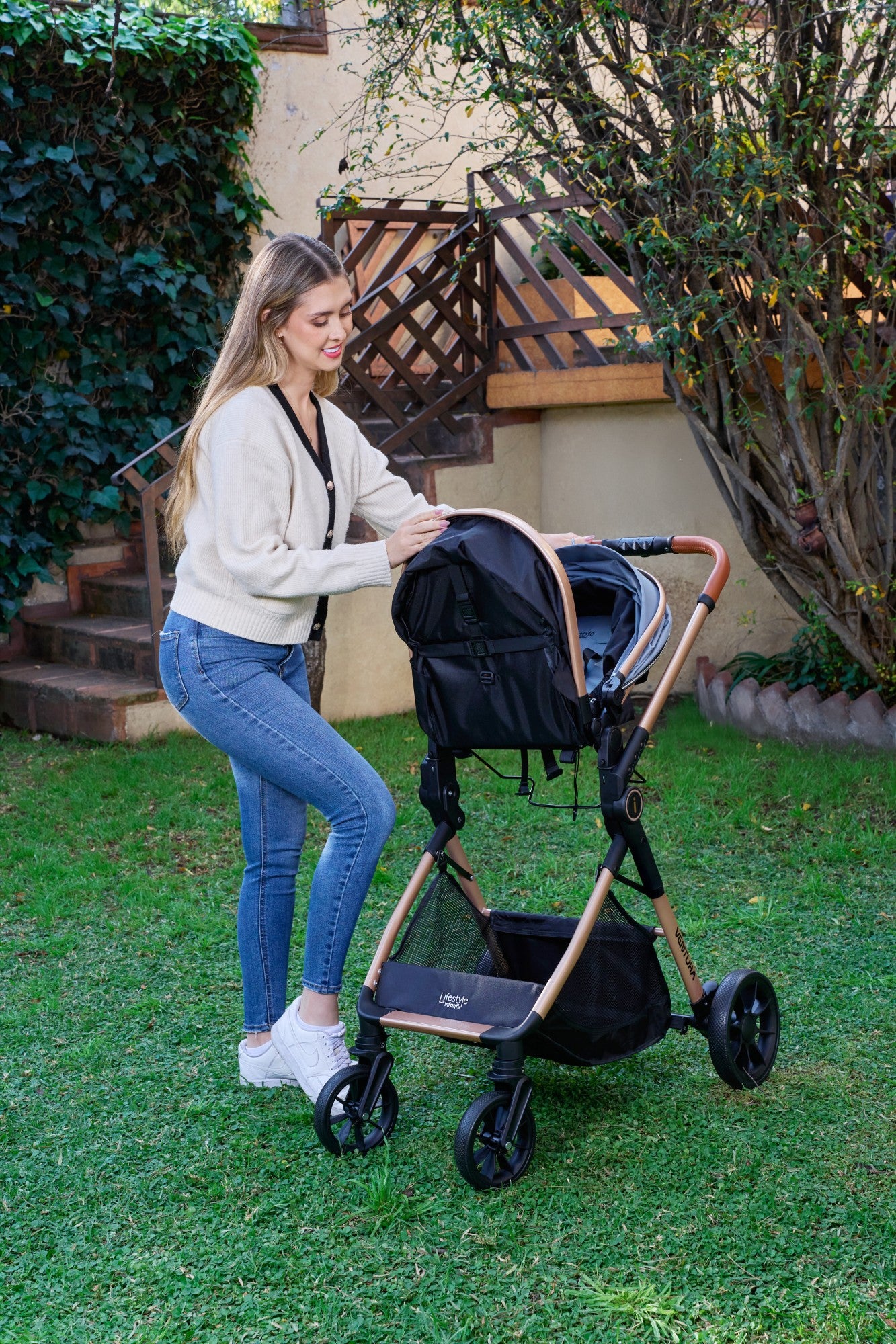 Carriola Travel System Con Base Ventura Lifestyle By Infanti Color Gris